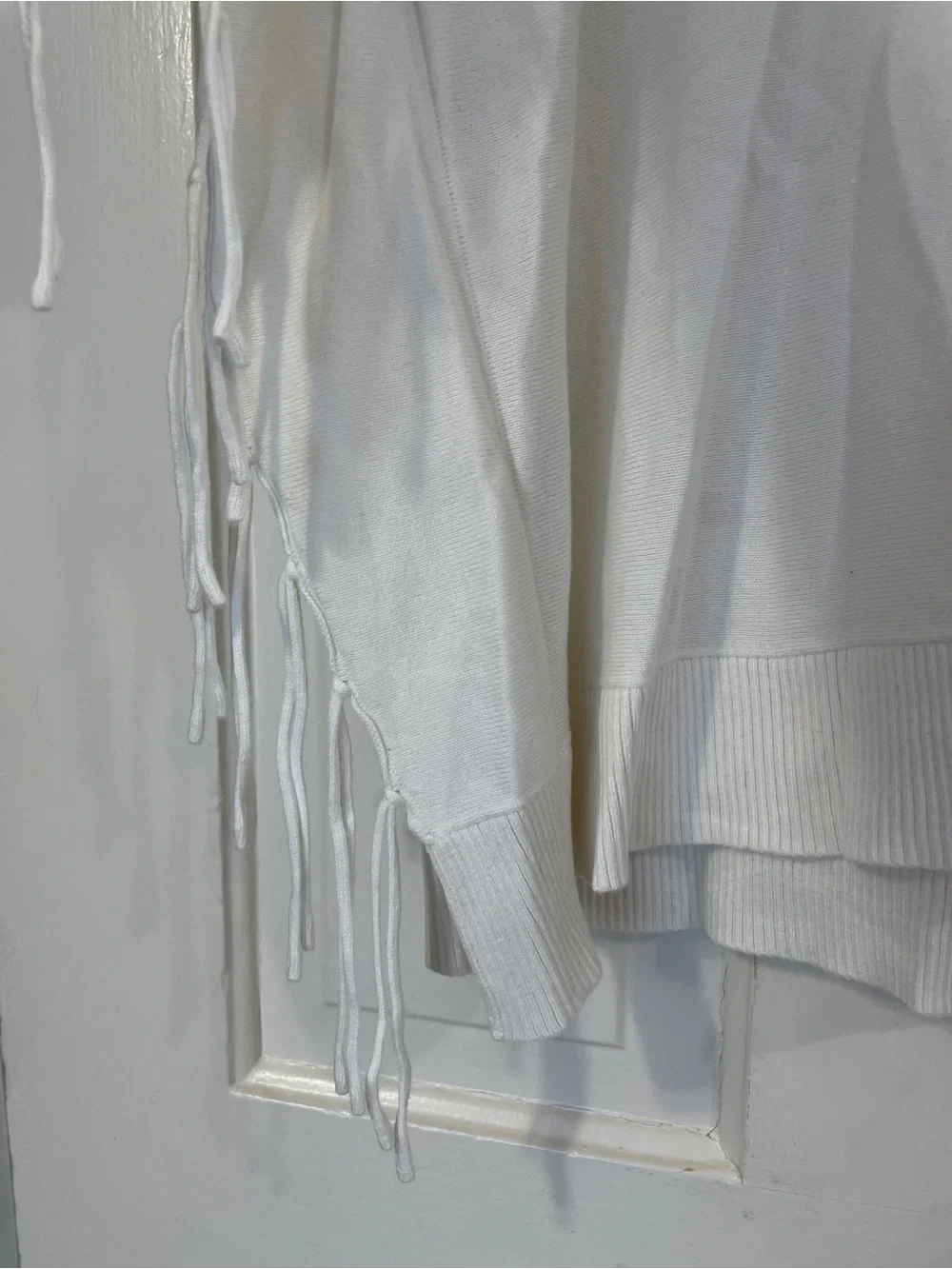 Michael Kors White Off-the-Shoulder Fringe Sweater Poncho Size L